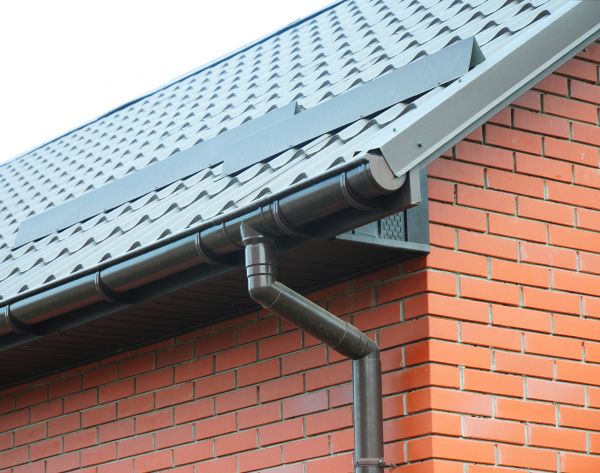 Cost of Roof Downspout Installation in Texarkana