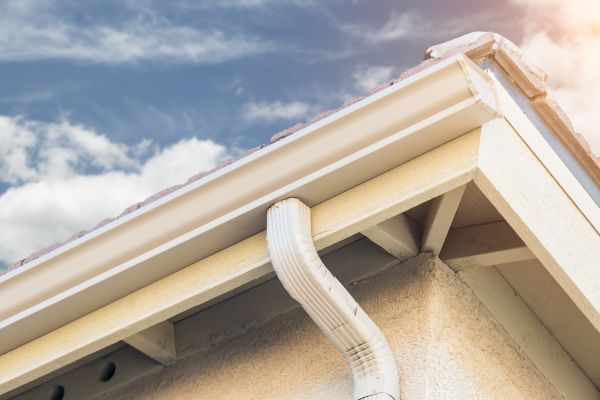 Seamless Gutter Replacement in Texarkana